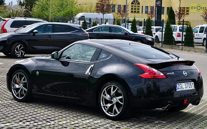 Nissan 370 Z cena 99900 przebieg: 35000, rok produkcji 2013 z Sejny małe 277